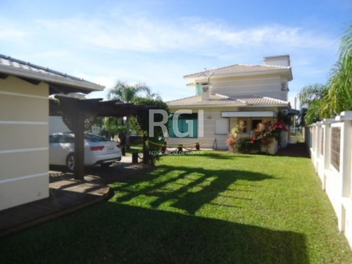 Casa Em Centro Com 4 Dormitórios - Mf21956