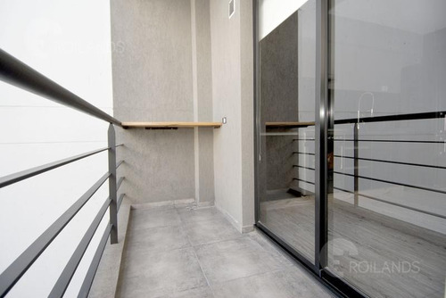 Venta Departamento Duplex 3 Ambientes Con Balcón Y Parrilla Saavedra