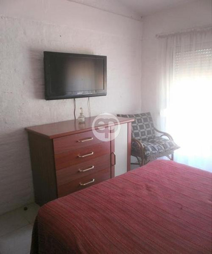 Casa Con Piscina En El Tesoro