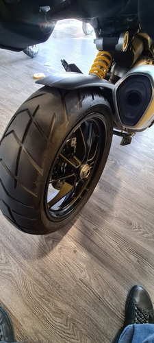 Imagen 9 de 10 de Ducati Hyperstrada