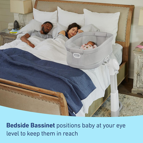 Moisés De Lujo Junto A La Cama Dreammore De Graco® Con Movi
