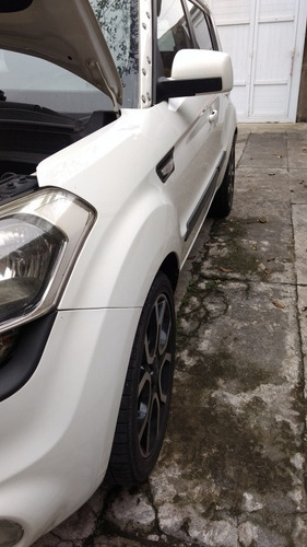 Imagem 6 de 12 de Kia Soul 2013 1.6 Ex Flex Aut. 5p