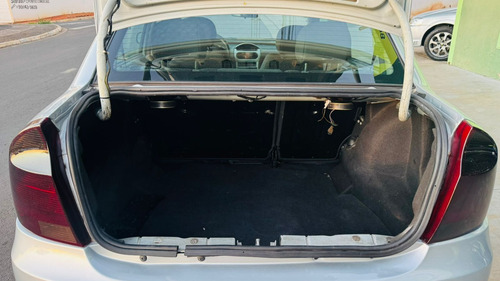 Chevrolet Corsa Sedan 1.4 Premium Econoflex 4p