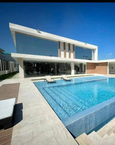 En Venta Espectacular Casa Terrazas Del Country