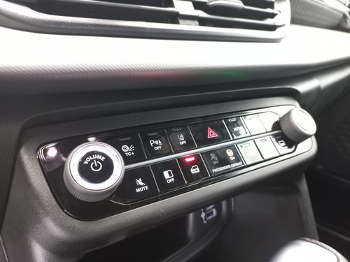 Imagem 10 de 12 de Fiat Pulse T200 Impetus Cinza Strato