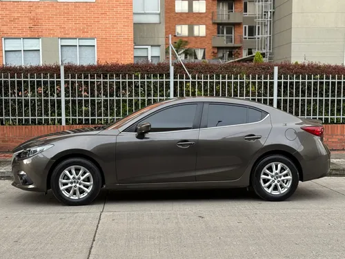 Mazda 3 2.0 Prime
