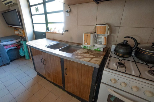 Venta De Casa Multifamiliar En Ituzaingó