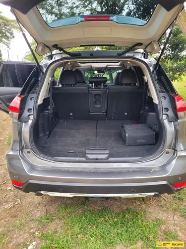Nissan X-Trail 2.5 Advance
