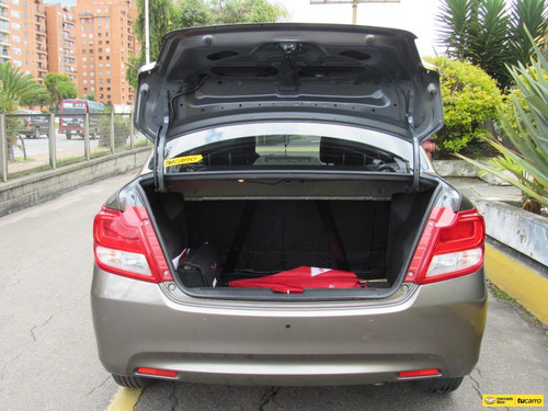 Imagen 24 de 25 de Suzuki Swift 1.2 Dzire