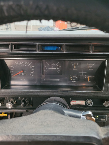 Ford F-100 3.9 Lujo D