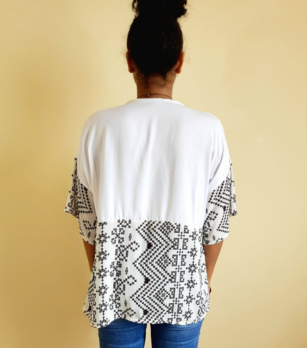 Imagem 5 de 5 de Blusa Bata Feminina Tecido Hilde