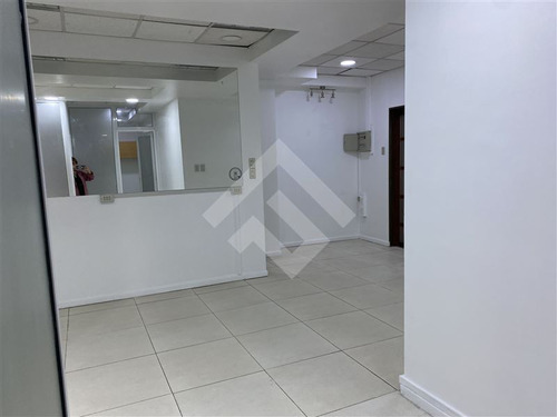 Venta Oficina En Santiago 3 Privados Un Baño 49mt2