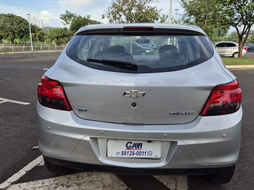 Chevrolet Onix Onix 1.4 MPFI LTZ 8V FLEX 4P AUTOMÁTICO