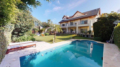 Casa En Venta 4 Dormitorios, Parrilla, Pileta. Acassuso Libertador Al Río.