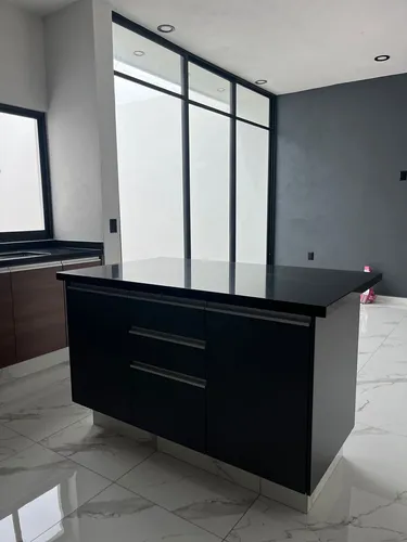 Venta De Hermosa Casa Con Excelentes Acabados En La Rioja Colima Al Noreste
