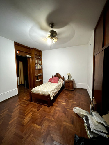 Oportunidad!!! Casa 4 Dorm, Cochera P/3 Vehiculos, C/pileta B° Ayacucho