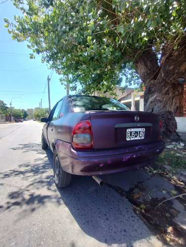 Chevrolet Corsa 1.6 Gl Aa Dh