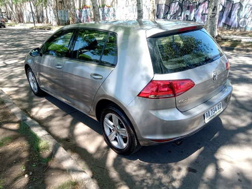 Imagen 3 de 12 de Volkswagen Golf