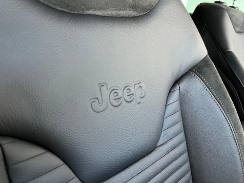 Jeep Commander 2.0 Td380 At9 4x4 7pas Limited