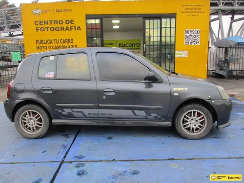 Renault Clio Dynamique 1600cc Mt Aa