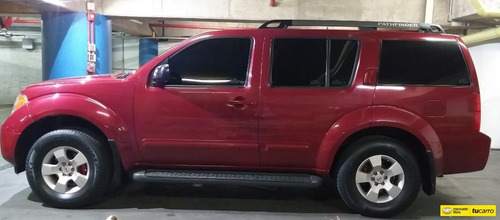 Nissan Pathfinder Le