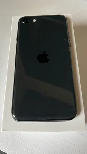 Apple iPhone SE (2da Generación) 64 Gb - Negro (Usado)