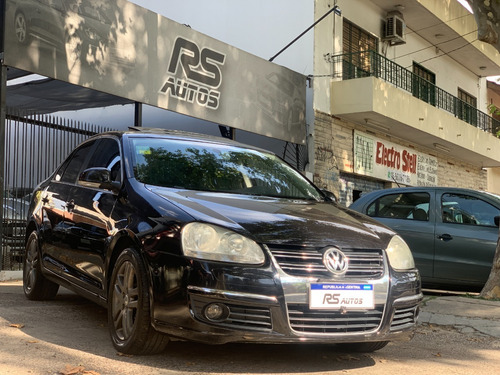 Volkswagen Vento Advance 2.5 - 2009