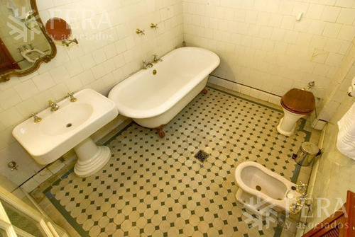 Imagen 16 de 24 de Venta Departamento De 10 Ambientes En Monserrat (28302)