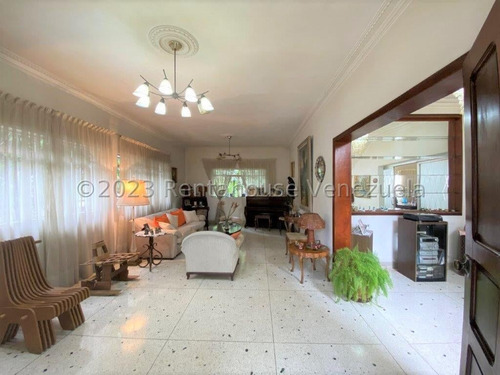 Casa En Venta En La Florida Caracas 2 Niveles Terraza Vista Al Avila