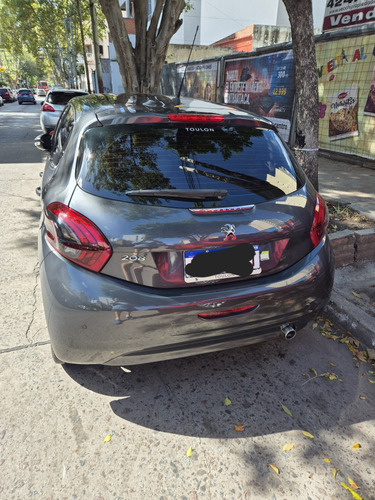 Peugeot 208 1.6 Feline