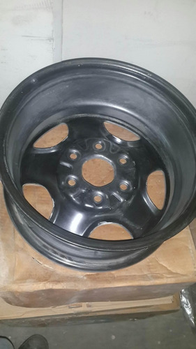 Rin De Hierro Chevrolet Tahoe / Silverado / Avalanche 99-06