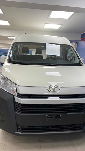 Imagen 4 de 11 de Toyota Hiace Furgón L2 H2
