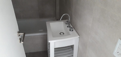 Imagen 6 de 12 de Departamento De 3 Ambientes A Estrenar - Colón 3100