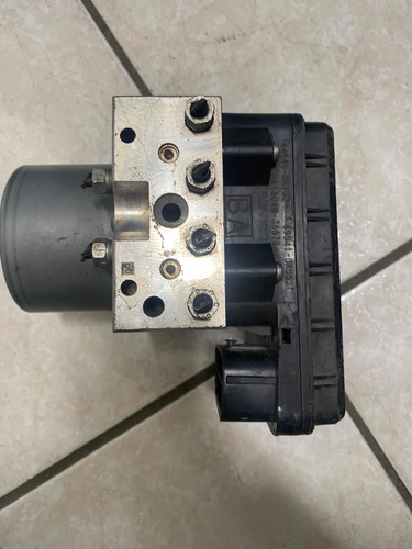 Módulo Abs Toyota Rav4 2016445400r132 Ml756 (Usado)