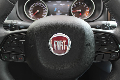 Imagem 9 de 15 de Fiat Toro Volcano