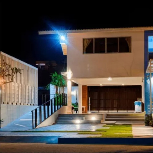 Kit 4 Refletores Led 300w Holofote À Prova D'água Ip67 Carcaça Preto Luz Branco-frio 110v/220v