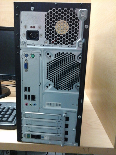 Imagen 3 de 5 de Computadora Lenovo H220 Con Pantalla, Teclado Y Mouse
