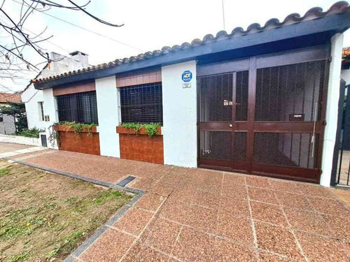 Imagen 1 de 14 de Chalet Ph En Venta En Ituzaingo Norte