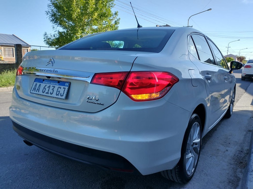 Imagen 5 de 16 de Citroen C4 Lounge Feel Pack 1.6 Hdi