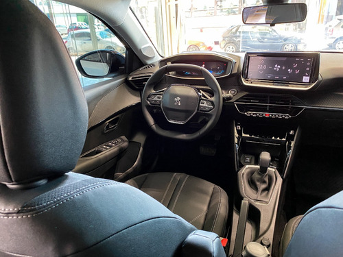 Peugeot 208 1.6 Feline Tiptronic