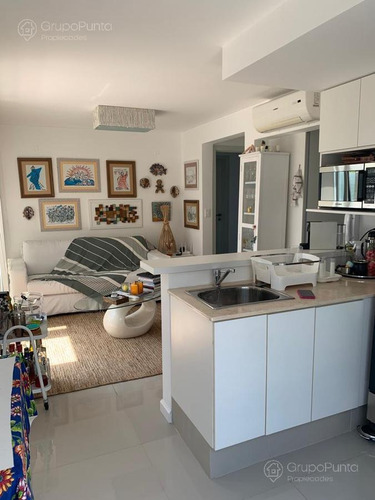 Imagen 11 de 19 de Excelente Penthouse En Edificio Di Como - Punta Del Este