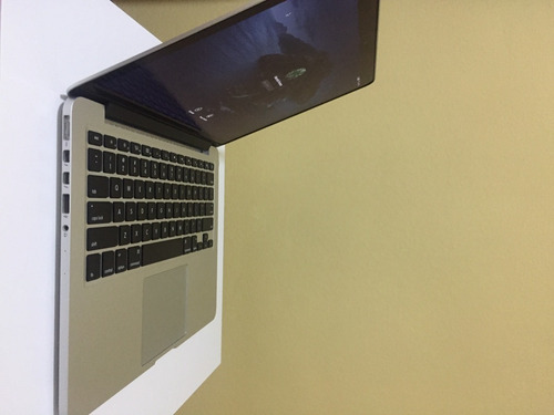 Macbook Pro (retina, 13-inch, Mid 2014)