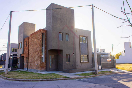 Imagen 2 de 28 de Venta Dúplex De 4 Ambientes, La Paya 2 (tejas Del Sur 2), Ciudad De Córdoba.