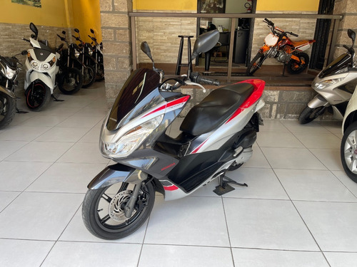 Imagem 6 de 12 de Honda Pcx 150 Sport 2018 Apenas 19.000km Troco Carro Moto!
