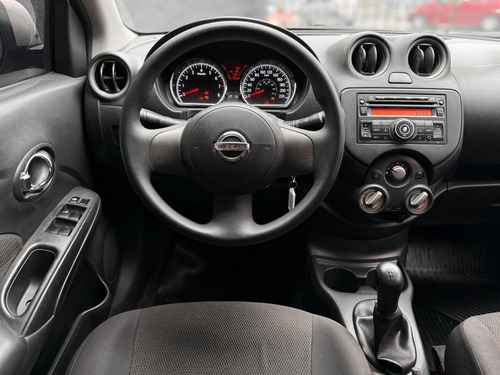 Nissan Versa 1.6 SL 16V FLEX 4P MANUAL