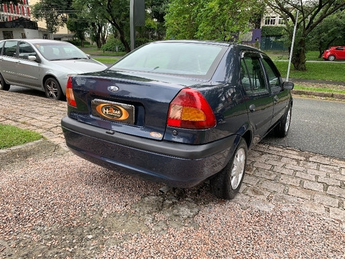 Ford Fiesta Sedan Street 1.6