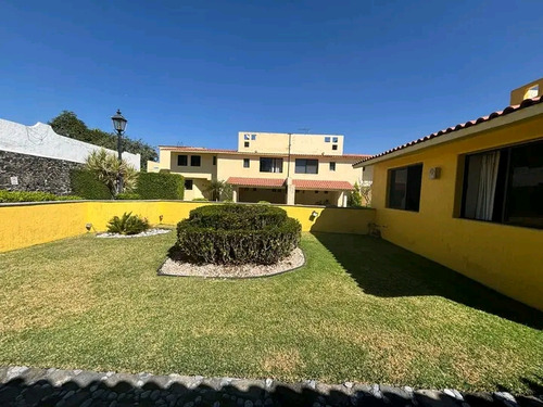 Comoda Casa Un Nivel Conjunto Horizontal Cerca Camino Real S