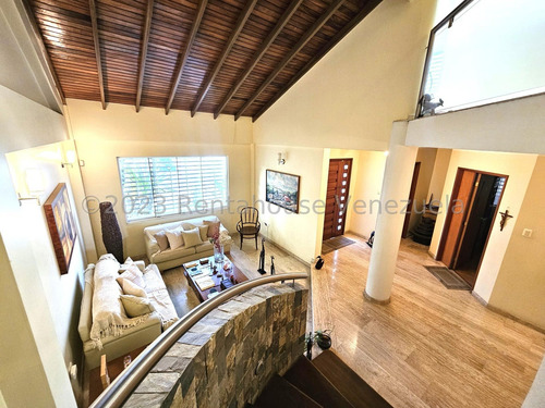 # Lujosa Casa En Venta Al Este Barquisimeto,lara Eo
