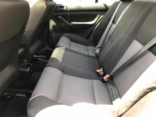 Volkswagen Bora 1.8 Highline T 180cv 2009