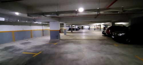 Imagen 6 de 16 de Venta De Cochera Cubierta Caballito - Parque Centenario Inversion !!!